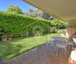 A louer APPARTEMENT T3 80 M2 TERRASSE BORD DE MER ANTIBES