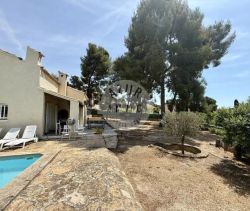 A louer MAISON  7 PIECES 295 M2 VUE MER LA CIOTAT