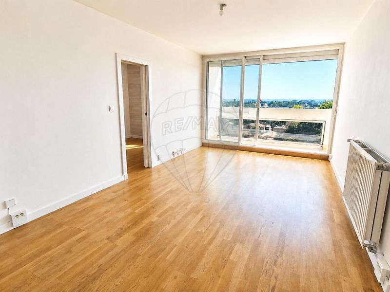 A louer APPARTEMENT T4 71 M2  MERIGNAC