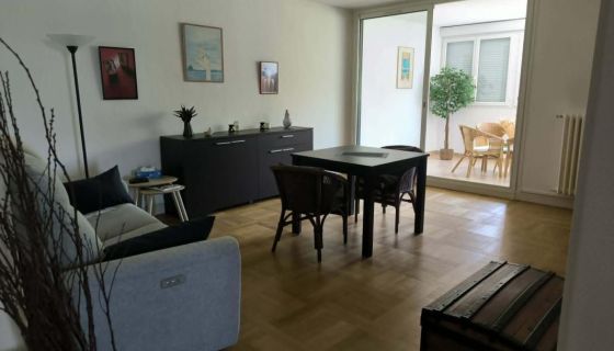 A louer APPARTEMENT T3 80 M2  BAGNOLS SUR CEZE