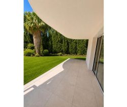 A louer APPARTEMENT DE PRESTIGE T4 79 M2 TERRASSE BORD DE MER NARBONNE