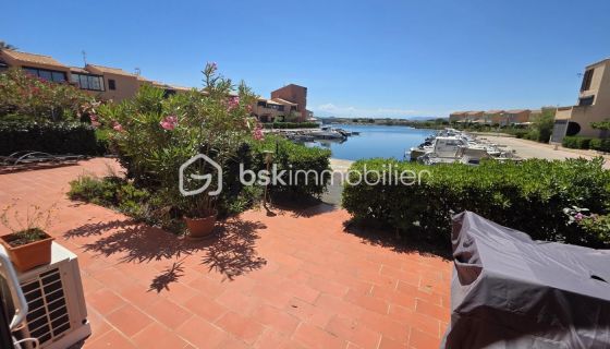 A louer APPARTEMENT T3 50 M2 TERRASSE BORD DE MER LEUCATE