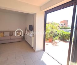 A louer APPARTEMENT T3 50 M2 TERRASSE BORD DE MER LEUCATE