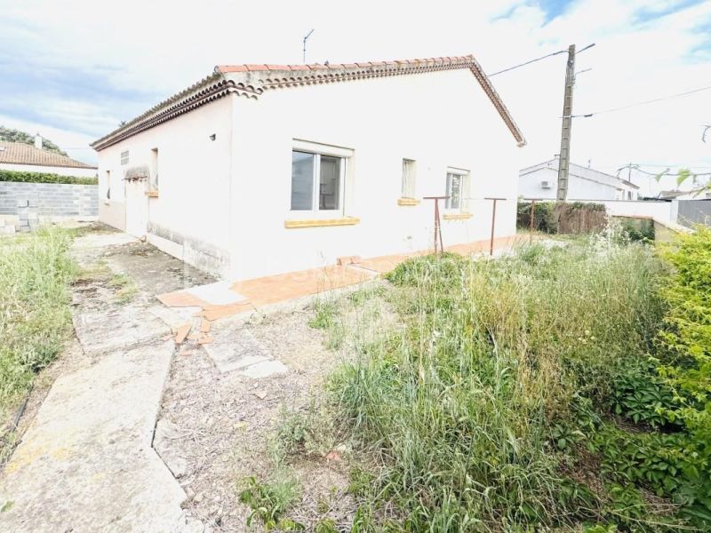 A louer MAISON  6 PIECES 132 M2  LIGNAN SUR ORB