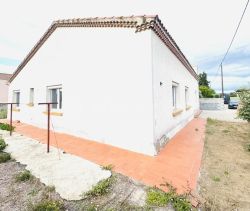 A louer MAISON  6 PIECES 132 M2  LIGNAN SUR ORB