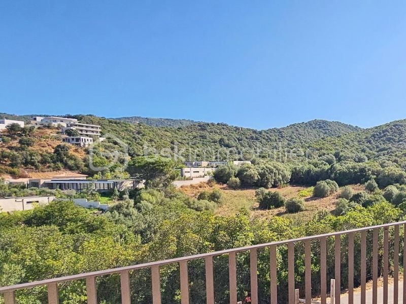 A louer APPARTEMENT DE PRESTIGE NEUF T3 71 M2 TERRASSE BORD DE MER GROSSETO PRUGNA