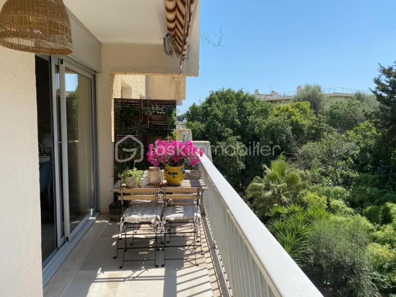 A louer APPARTEMENT T2 47 M2 TERRASSE BORD DE MER NICE