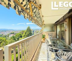 A louer APPARTEMENT DE PRESTIGE T3 108 M2 TERRASSE VUE MER CANNES