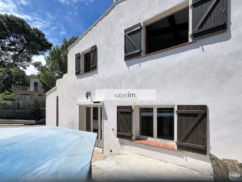 A vendre VILLA 5 PIECES 125 M&sup2; calme et lumineuse La Seyne-sur-Mer