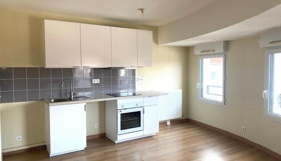A louer APPARTEMENT T3 58 M2  NANTES