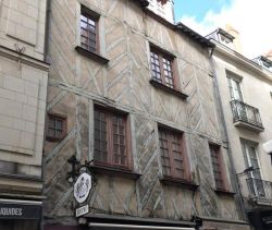 A louer STUDIO  24 M2  NANTES