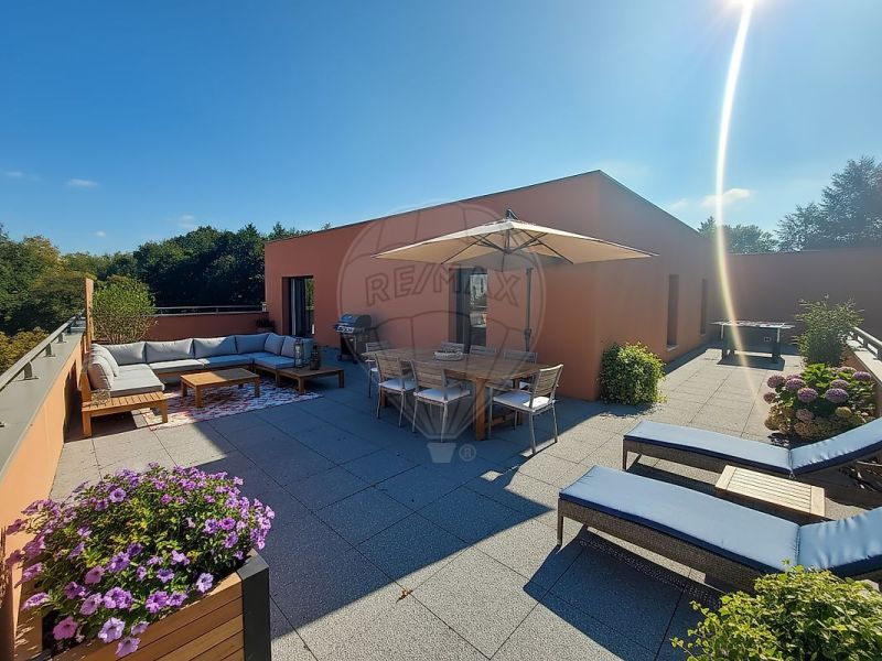 A louer APPARTEMENT T4 90 M2 TERRASSE  NANTES