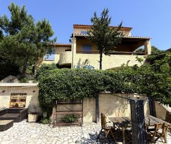 A vendre MAISON  5 PIECES 112 M2 VUE MER LES ISSAMBRES