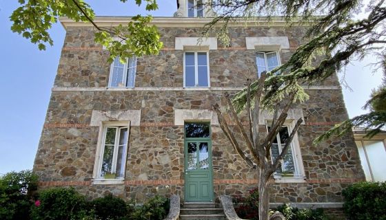 A vendre Centre-ville Saint Gilles  85800 Saint-Gilles-Croix-de-Vie