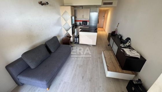 A louer STUDIO  37 M2 VUE MER SAINT LAURENT DU VAR