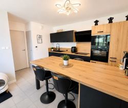 A louer APPARTEMENT T3 60 M2 TERRASSE BORD DE MER ISTRES