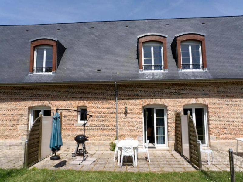 A vendre LONGèRE  3 PIECES 50 M2 BORD DE MER SAINT VALERY EN CAUX
