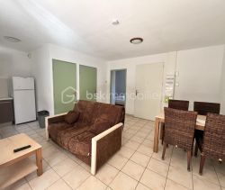 A louer APPARTEMENT T2 36 M2 TERRASSE BORD DE MER LE VERDON SUR MER