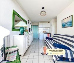 A louer APPARTEMENT T2 28 M2 VUE MER SETE