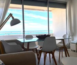 A louer APPARTEMENT DUPLEX T4 57 M2 TERRASSE PIEDS DANS L'EAU VALRAS PLAGE