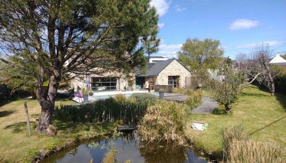 vente Baden, propriété de caractère en pierre sous chaume