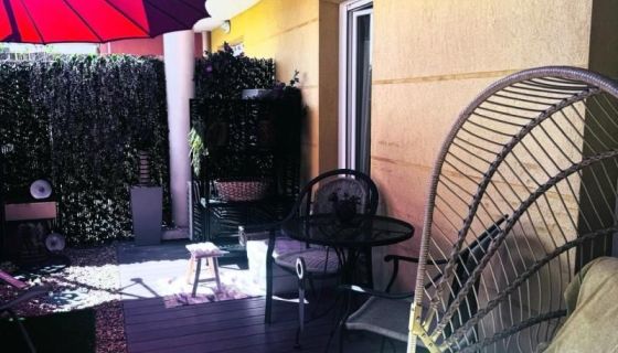A louer APPARTEMENT T3 61 M2 TERRASSE BORD DE MER BORMES LES MIMOSAS