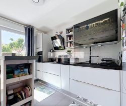 A louer APPARTEMENT DE PRESTIGE T3 60 M2 TERRASSE BORD DE MER LA CIOTAT