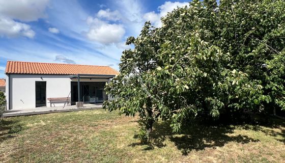 A vendre MAISON  3 PIECES 82 M2  ANGLES