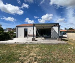 A vendre MAISON  3 PIECES 82 M2  ANGLES