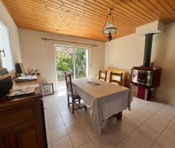 A vendre MAISON  4 PIECES 76 M2 BORD DE MER LONGEVILLE SUR MER