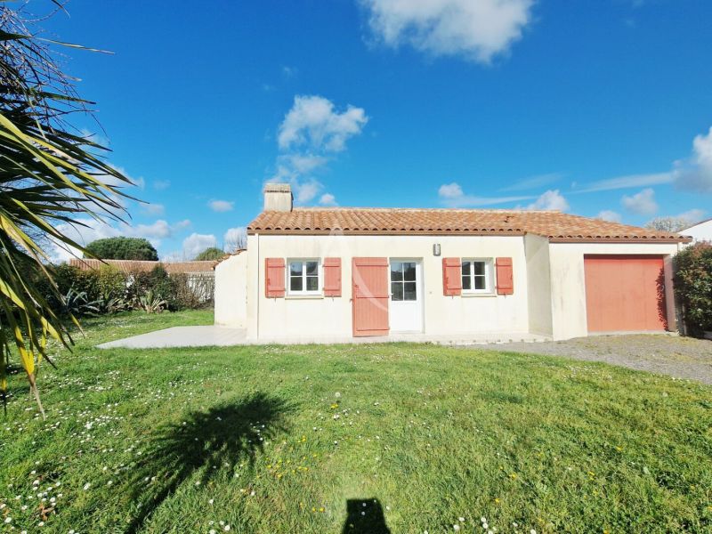 A vendre MAISON  4 PIECES 75 M2 BORD DE MER TALMONT SAINT HILAIRE