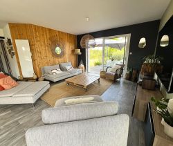 A vendre MAISON  6 PIECES 136 M2 BORD DE MER TALMONT SAINT HILAIRE