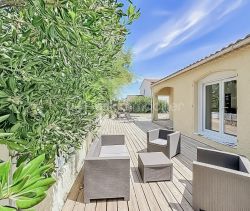 A louer MAISON  5 PIECES 110 M2 BORD DE MER MARSEILLAN