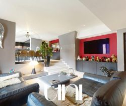 A louer APPARTEMENT T5 137 M2  CAEN