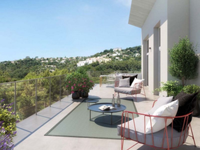 A louer APPARTEMENT T4 98 M2 TERRASSE BORD DE MER LA CIOTAT