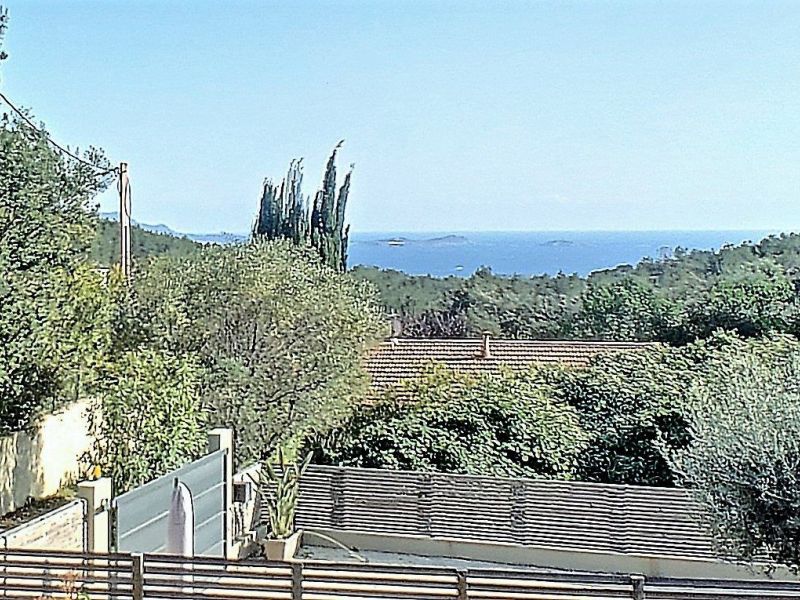 A vendre BELLE  VILLA CONTEMPORAINE 5 PIECES VUE MER  Bandol