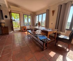 A louer MAISON  DE MAîTRE BORD DE MER CAGNES SUR MER