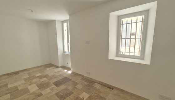 A louer APPARTEMENT T2 45 M2 BORD DE MER LA CIOTAT