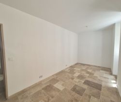 A louer APPARTEMENT T2 45 M2 BORD DE MER LA CIOTAT