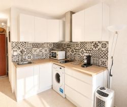 A louer STUDIO  22 M2 TERRASSE BORD DE MER LE BARCARES
