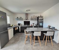 A louer MAISON  4 PIECES 120 M2  MONTREDON DES CORBIERES