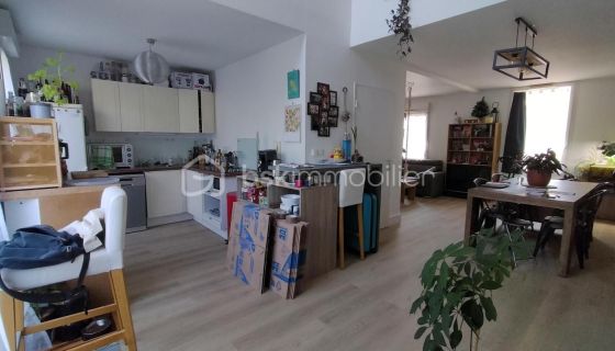 A louer APPARTEMENT DUPLEX T3 78 M2 TERRASSE  NANTES