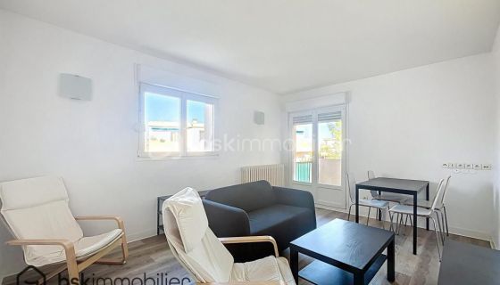 A louer APPARTEMENT T5 87 M2  MONTPELLIER