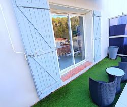 A louer APPARTEMENT DUPLEX T3 50 M2 BORD DE MER LA SEYNE SUR MER