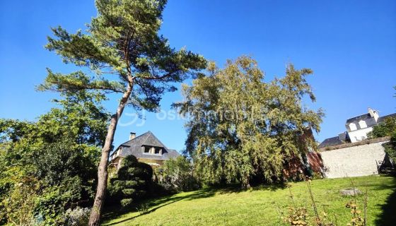 A louer MAISON  DE MAîTRE PIEDS DANS L'EAU TROUVILLE SUR MER
