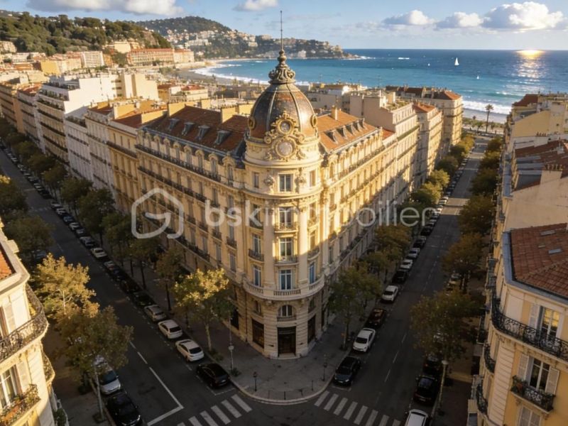 A louer APPARTEMENT DE PRESTIGE T6 175 M2 TERRASSE BORD DE MER NICE