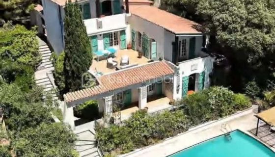 A louer MAISON  DE MAîTRE BORD DE MER SETE