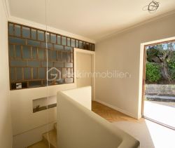 A louer MAISON  D'ARCHITECTE  TOURRETTES