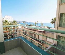 A louer APPARTEMENT T3 70 M2 VUE MER NICE