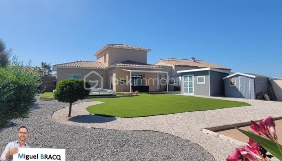 A louer MAISON  5 PIECES 138 M2 VUE MER VENDRES